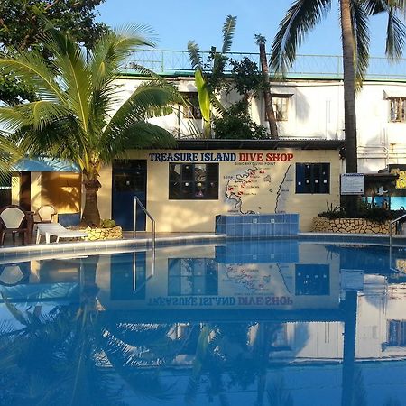 Treasure Island Resort Olongapo Exterior foto