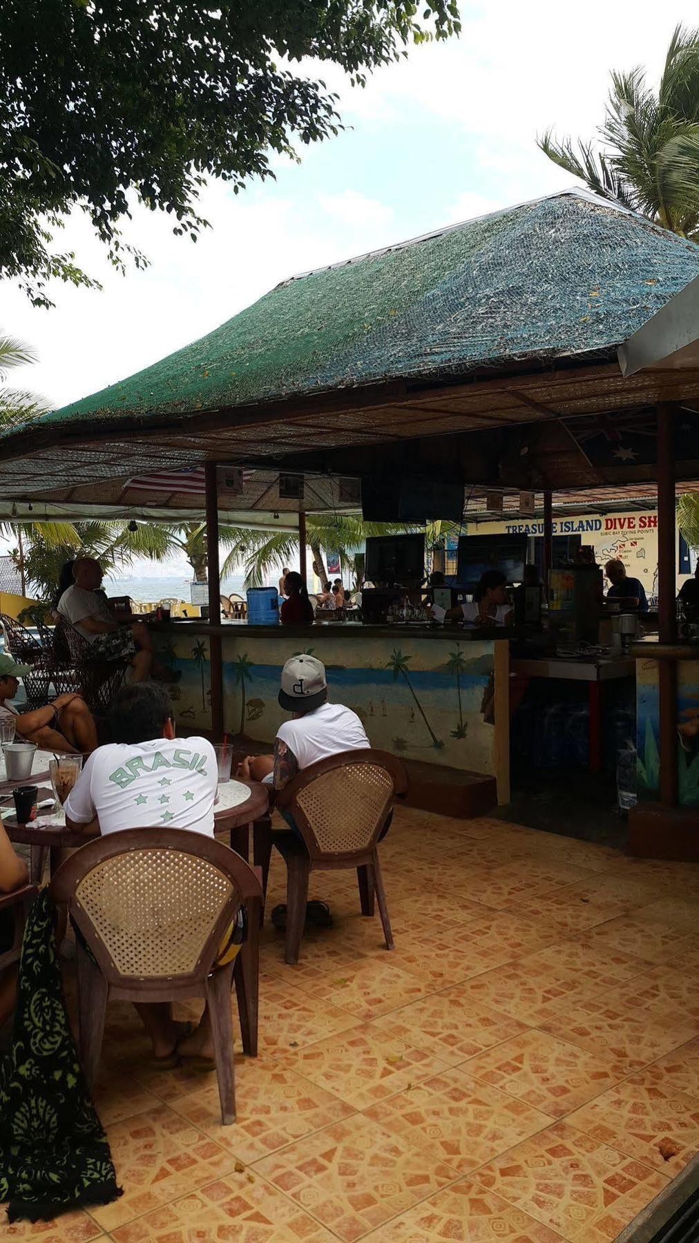 Treasure Island Resort Olongapo Exterior foto