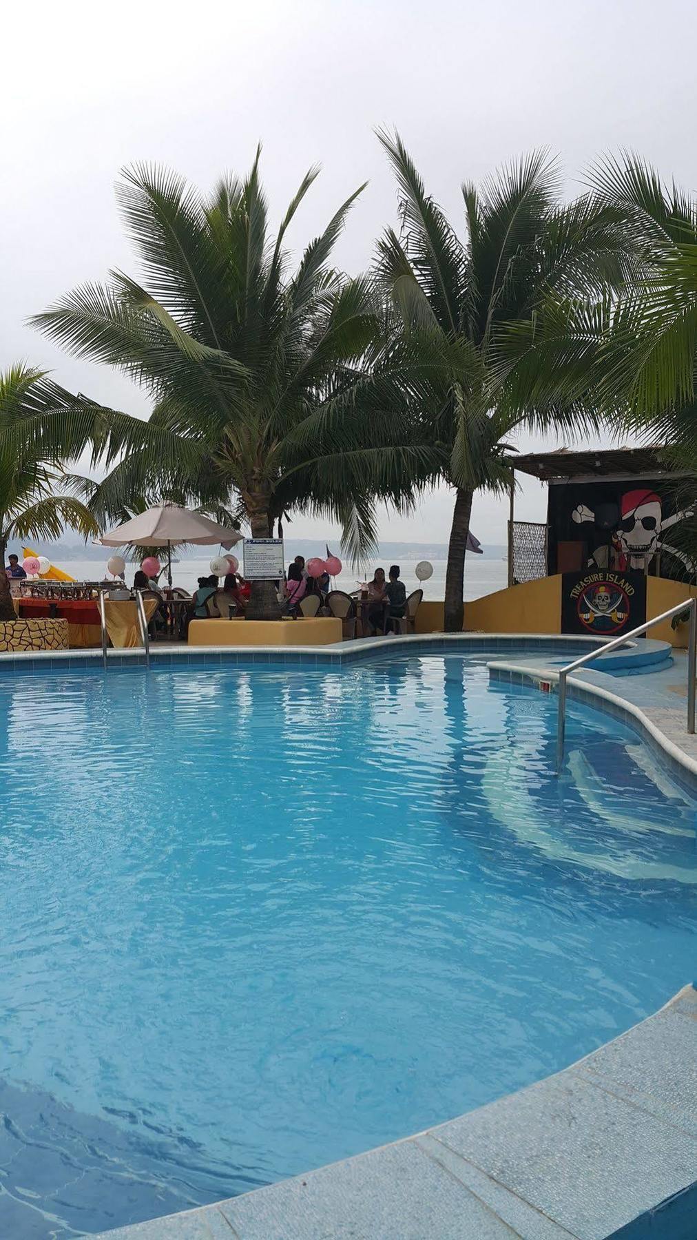 Treasure Island Resort Olongapo Exterior foto